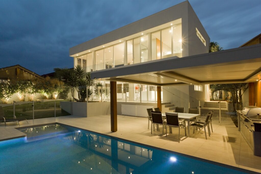 11 Essential Pool Safety Tips for Parents and Children 4 Modern Home with Swimming Pool