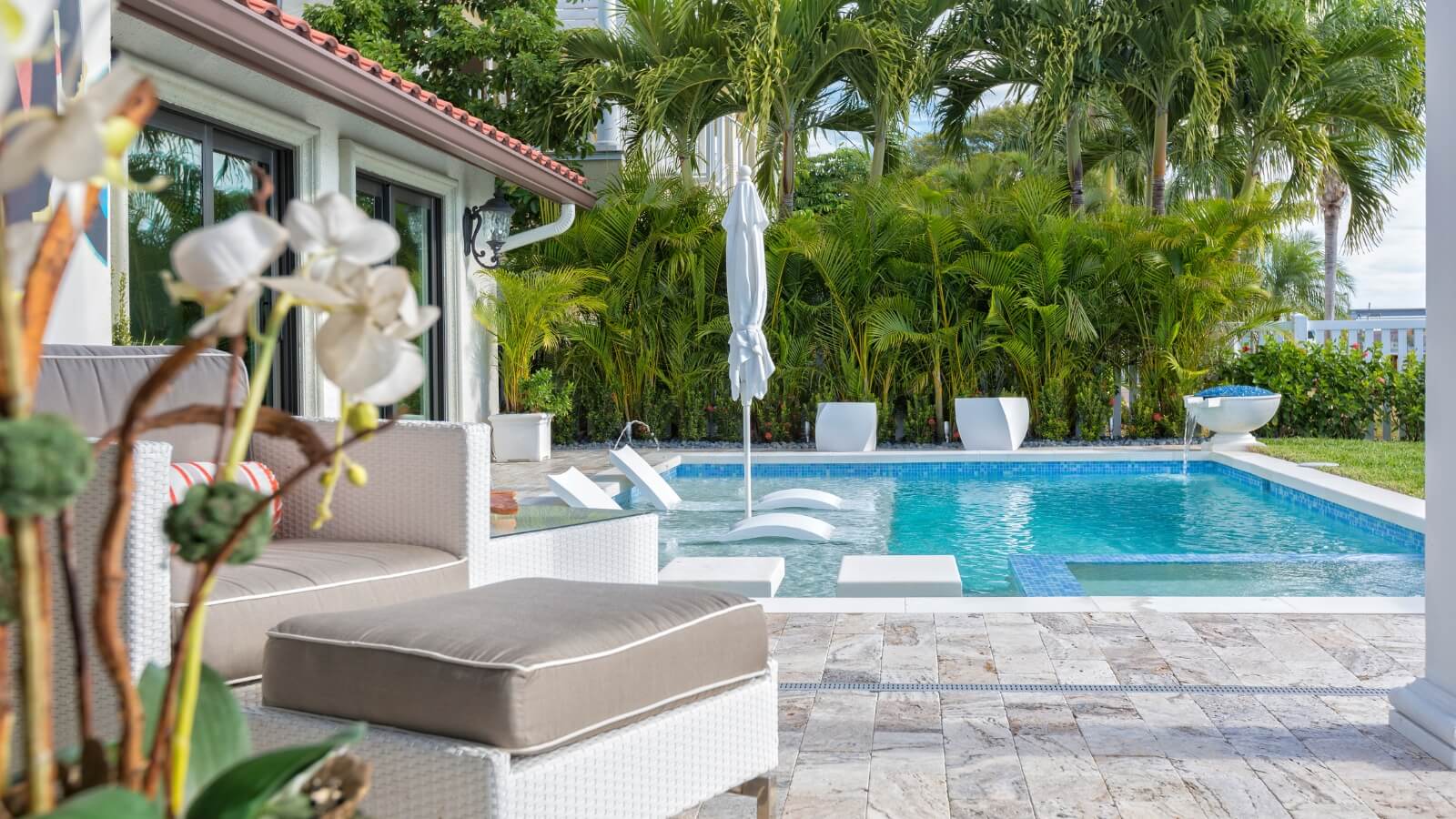 Outdoor Living Designer Swimming Pool